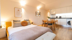 Boavista Bright Studio w AC by LovelyStay